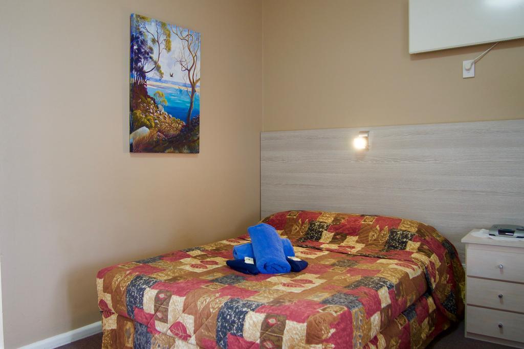 Norfolk Pines Motel Merimbula Extérieur photo